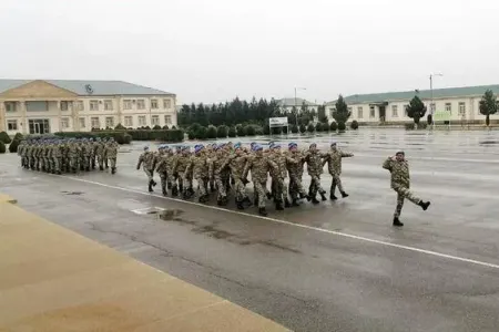 Azərbaycanda komandoların sıraları genişləndi