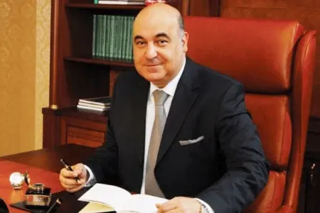 "O qədər də həyasız deyiləm..." - Çingiz Abdullayev