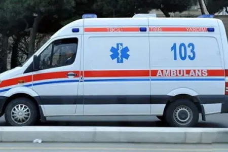 Gənc oğlan atasının sinif yoldaşını döyə-döyə öldürdü - — CİNAYƏT İŞİ