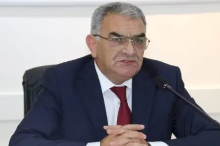 Ölkənin baş notariusu işdən çıxarılıb? - Rəsmi açıqlama