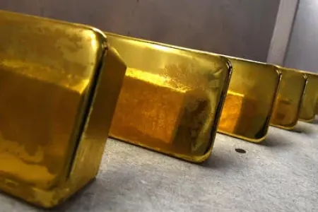 Qızıl qiymətləri yeni tarixi rekorda imza atıb