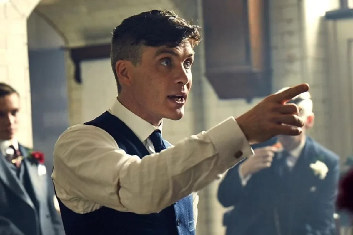 Peaky Blinders-in filmi gəlir