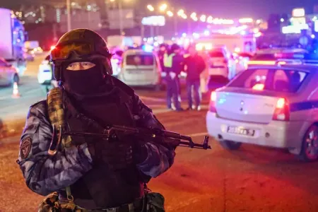 “Krokus siti holl”dakı terror aktında şübhəli bilinən iki nəfər saxlanıldı