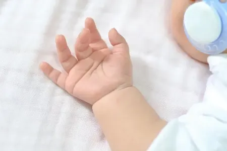 Körpə meyiti tapıldı - Azərbaycanda