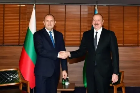 Rumen Radev İlham Əliyevə zəng edib