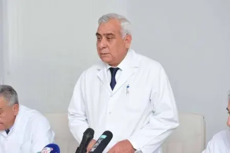 TƏBİB sədri Əməkdar həkimi işdən çıxardı