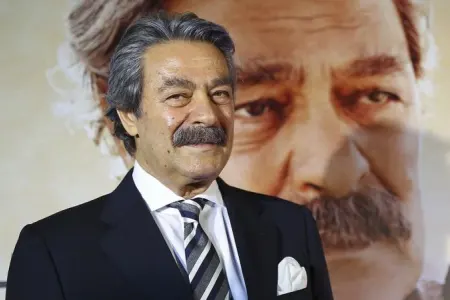 Kadir İnanır reanimasiyadan çıxarıldı
