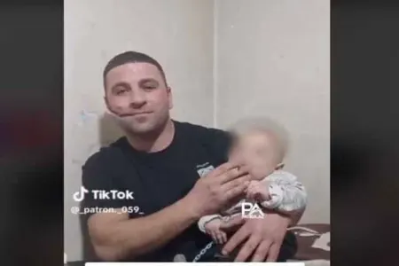 Körpəsinə siqaret çəkdirən ata saxlanıldı