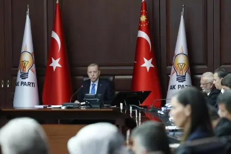 Ərdoğanın partiyasında istefa ab-havası: - Onları vəzifədən göndərir?