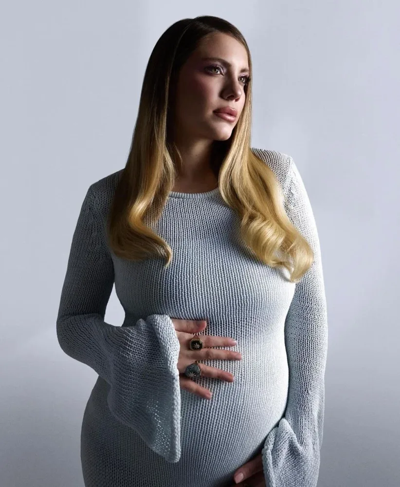 Məşhur aktrisa ana oldu - FOTO