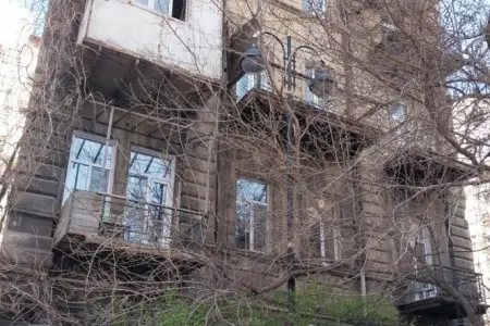 Azərbaycanlı aktyorun evi uçdu - FOTOLAR