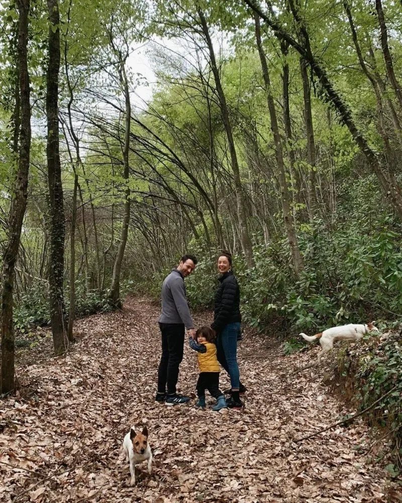 Ana olmağa hazırlaşan məşhur model kamera qarşısında - FOTOlar