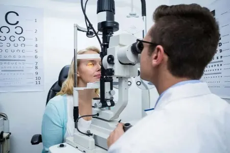 Müvəqqəti korluq insulta səbəb ola bilər