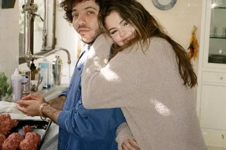 Selena Qomez evlənir?