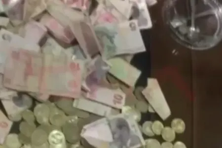 Dilənçinin gündəlik gəliri şok etdi - VİDEO
