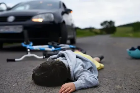 Ağdaşda 5 yaşlı uşağı avtomobil vuraraq öldürdü