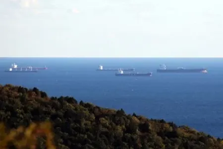 İranın hərbi gəmiləri burada aşkarlandı