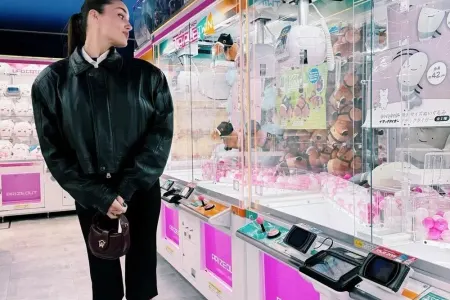 Hakan Sabancı və Hande Erçeldən Tokioda yeni pozalar - FOTOlar