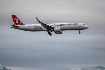 Təyyarədə bomba təhlükəsi