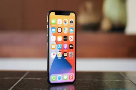 “iPhone” istifadəçilərinə - XƏBƏRDARLIQ