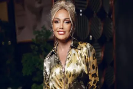 Nura Surini təqib edən papaqlı kişi kimdir? - – VİDEO