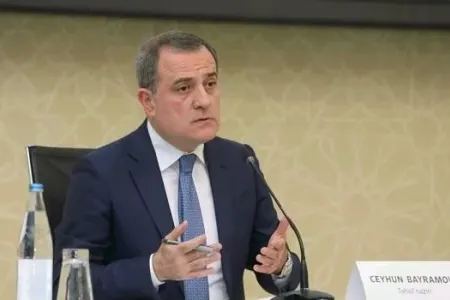 Nazir omanlı həmkarı ilə görüşdü