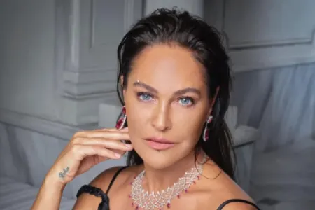 Hülya Afşarın dedikləri gündəmə bomba kimi düşdü