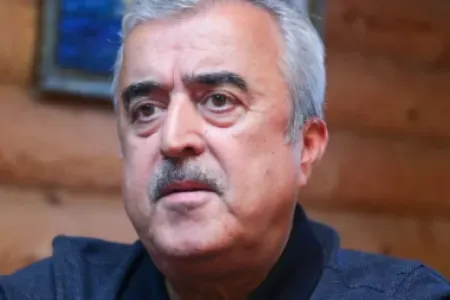 Etibar Məmmədovdan oğlu barədə xəbərə - REAKSİYA