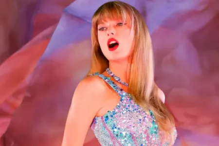 Məşhur müğənni pərəstişkarlarını şoka saldı