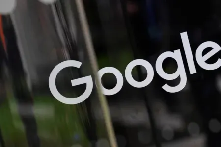 Tibb işçiləri Google-u məhkəməyə verdi