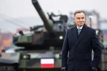 Polşa: Nüvə silahı yerləşdirməyə hazırıq