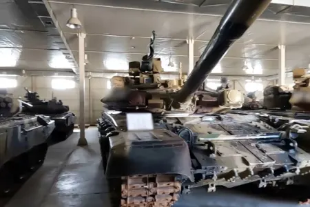 Tank bölmələrində yarış keçirildi - VİDEO