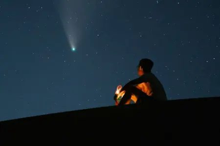 "Şeytanın kometası" Yerə sürətlə yaxınlaşır - Tezliklə hamı onu görə biləcək