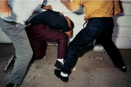 Uşaqlıq dostları arasında borc üstündə qanlı - DAVA