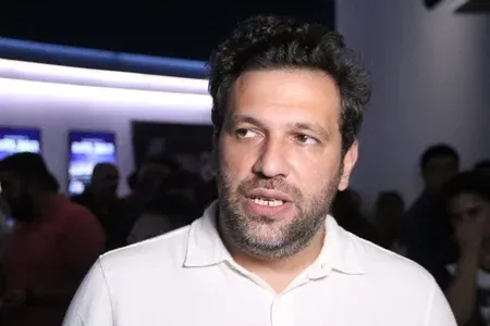 "Kişinin də qoluna qandalı gərək kişi taxsın!" - – Taleh Yüzbəyov