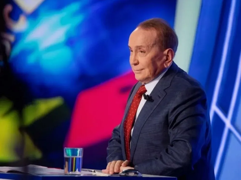 Məşhur teleaparıcıda xərçəng aşkarlandı - FOTO