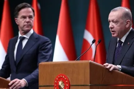 Mark Rutte Ərdoğandan dəstək istəyəcək