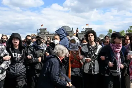 Berlində Qəzza dəstəkçilərinə sərt müdaxilə