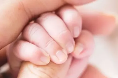 Türkiyəli aktrisa ana oldu