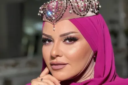 "Deyirlər ki, başını açmaq fikrin varsa, bizim verilişdə et"