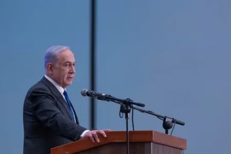 Ordu ilə Netanyahu arasında "təhlükəli fikir ayrılığı" var