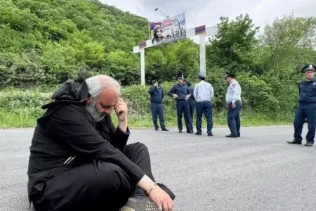 Qazaxla həmsərhəd bu kəndə giriş bağlandı...