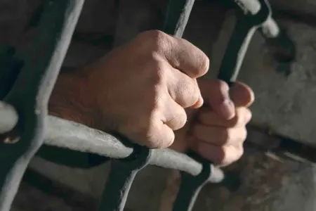 Ata uşağını ağladığı üçün öldürdü