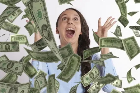 İki dəfə 1 milyon dollar qazandı