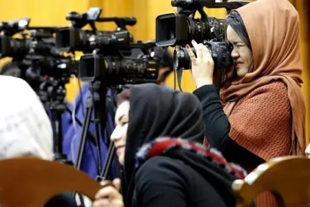 “Əfqanıstan mediası Talibanın senzura qılıncı altındadır”