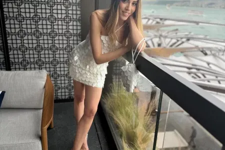 Sinem Kobaldan romantik paylaşım