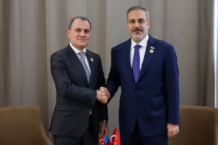 Azərbaycan və Türkiyə XİN başçılarının görüşü olub