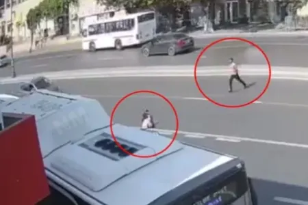 Yolu keçən piyadanı maşın vurdu - DYP görüntüləri yaydı - / VİDEO