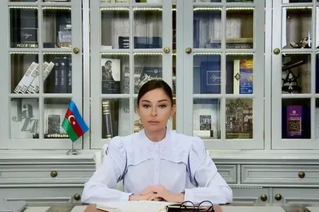 Mehriban Əliyeva xristian icmasını təbrik - ETDİ