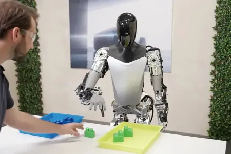 Tesla-nın robotu fabrikdə işləməyə başladı
